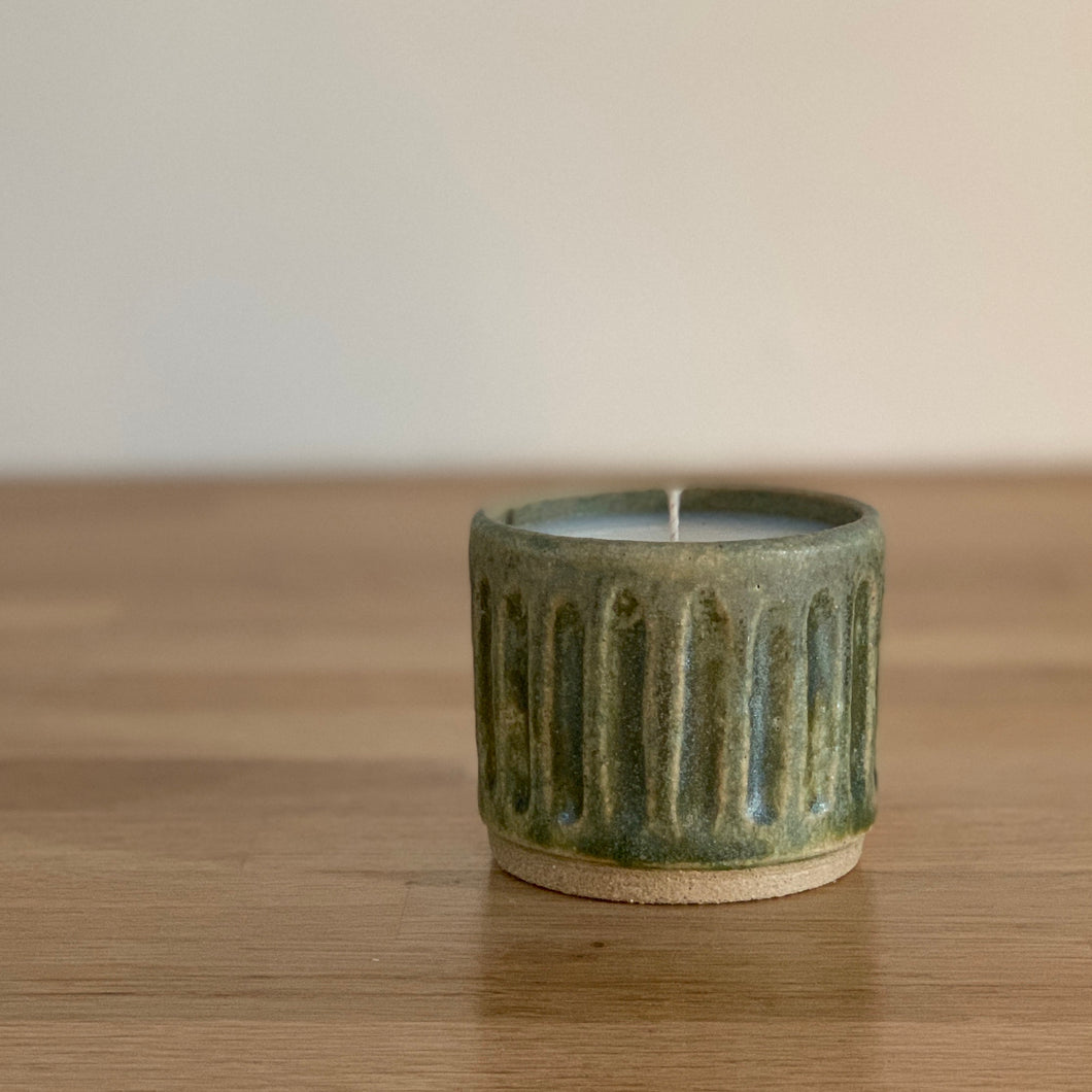 HONEYSUCKLE JASMINE CANDLE